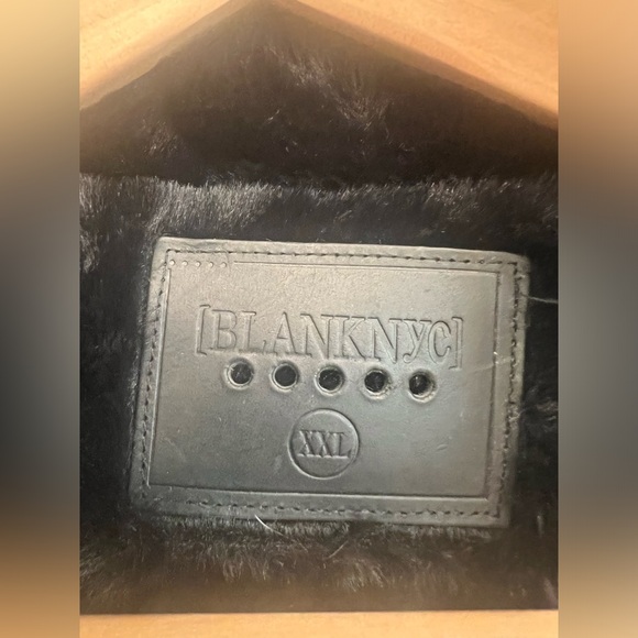 BLANKNYC Cropped Faux Fur Jacket - XXL - Picture 6 of 10